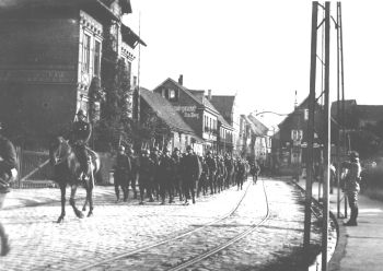 Foto: Truppeneinmarsch