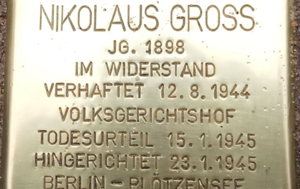 Foto des Stolpersteins von Nikolaus Groß