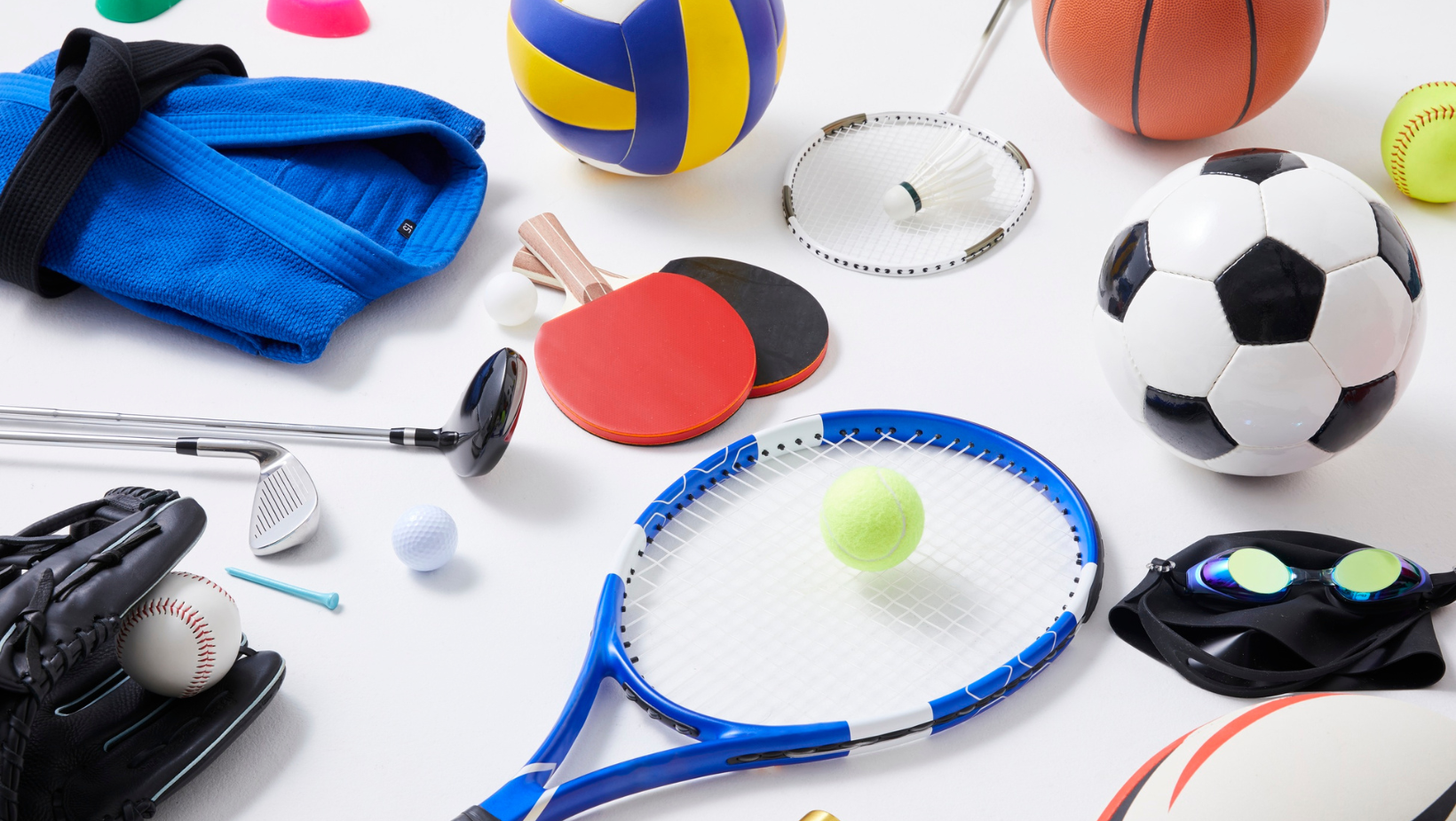 Fotografie von diversen Sportutensilien