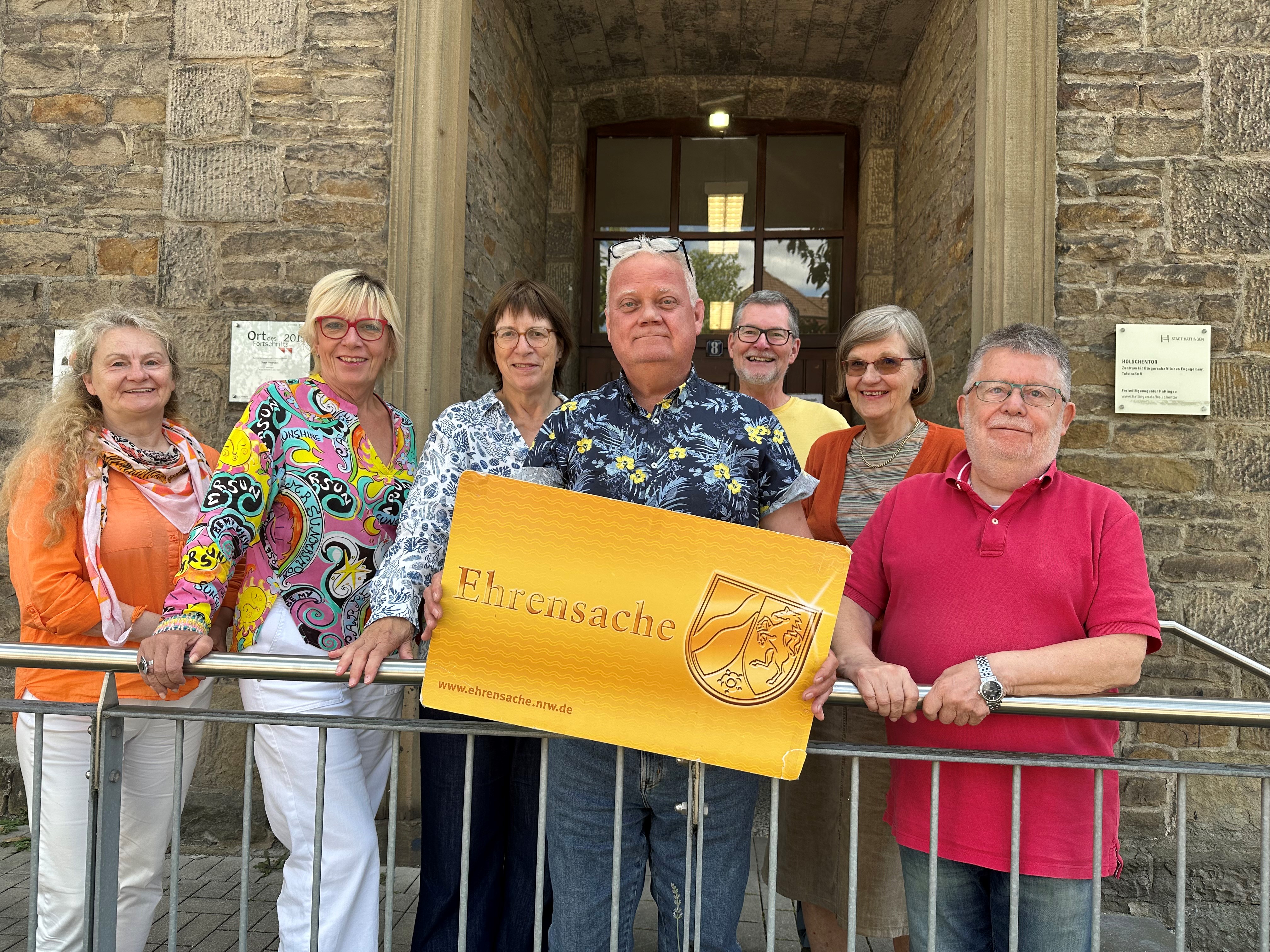Lesementoren in Hattingen erhalten Ehrenamtskarte
