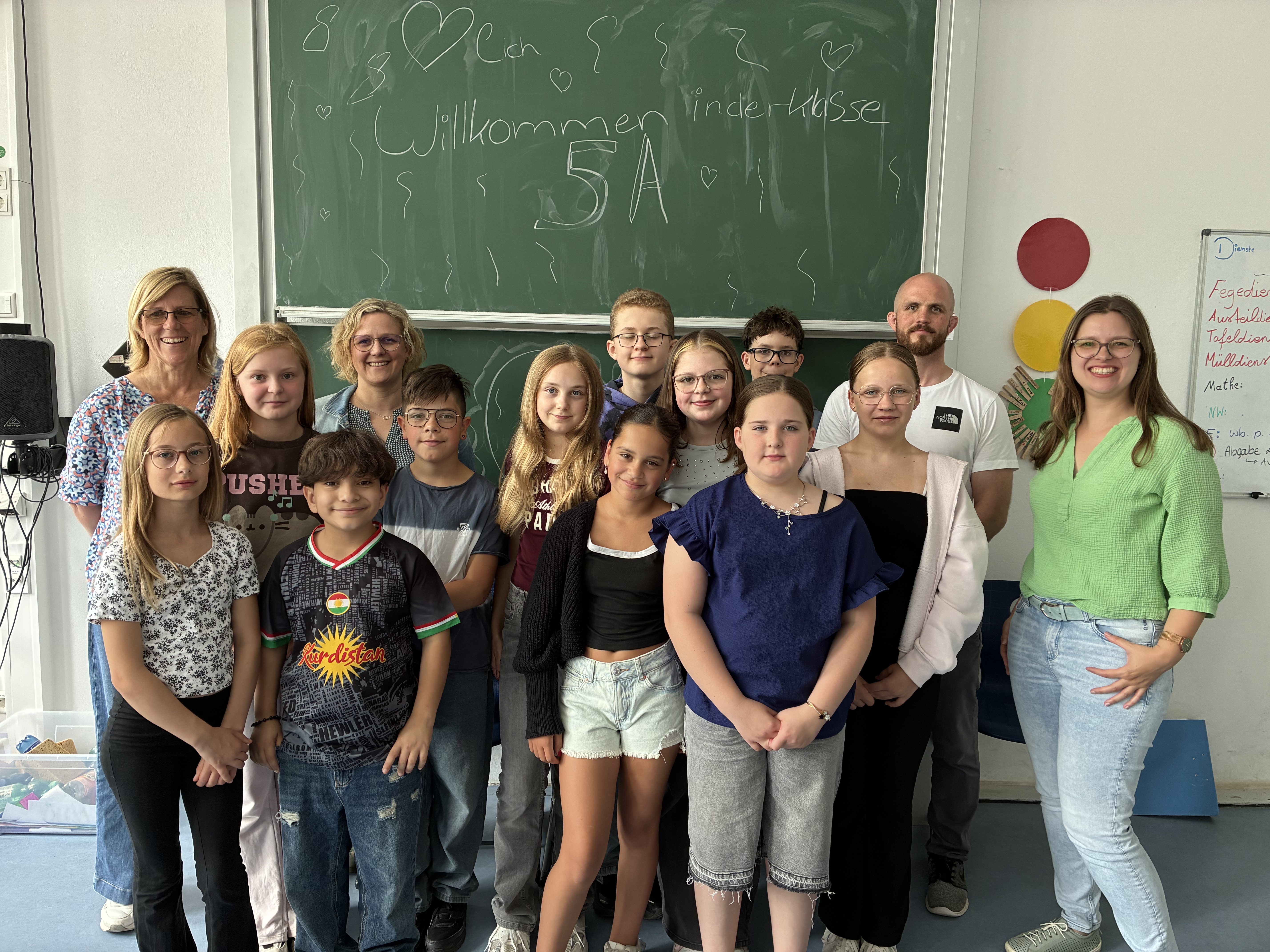 Die Klasse 5a der Gesamtschule Hattingen beim Projekttag„Trau dich! Initiative zur Prävention des sexuellen Kindesmissbrauchs“