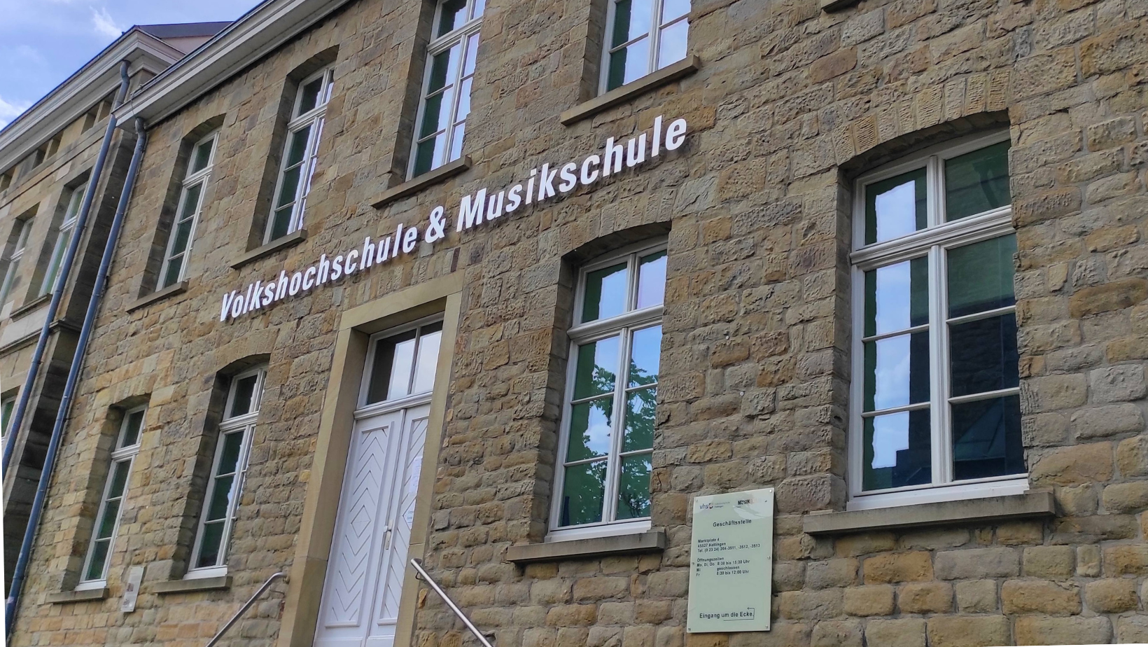Die Fassade der Geschäftsstelle