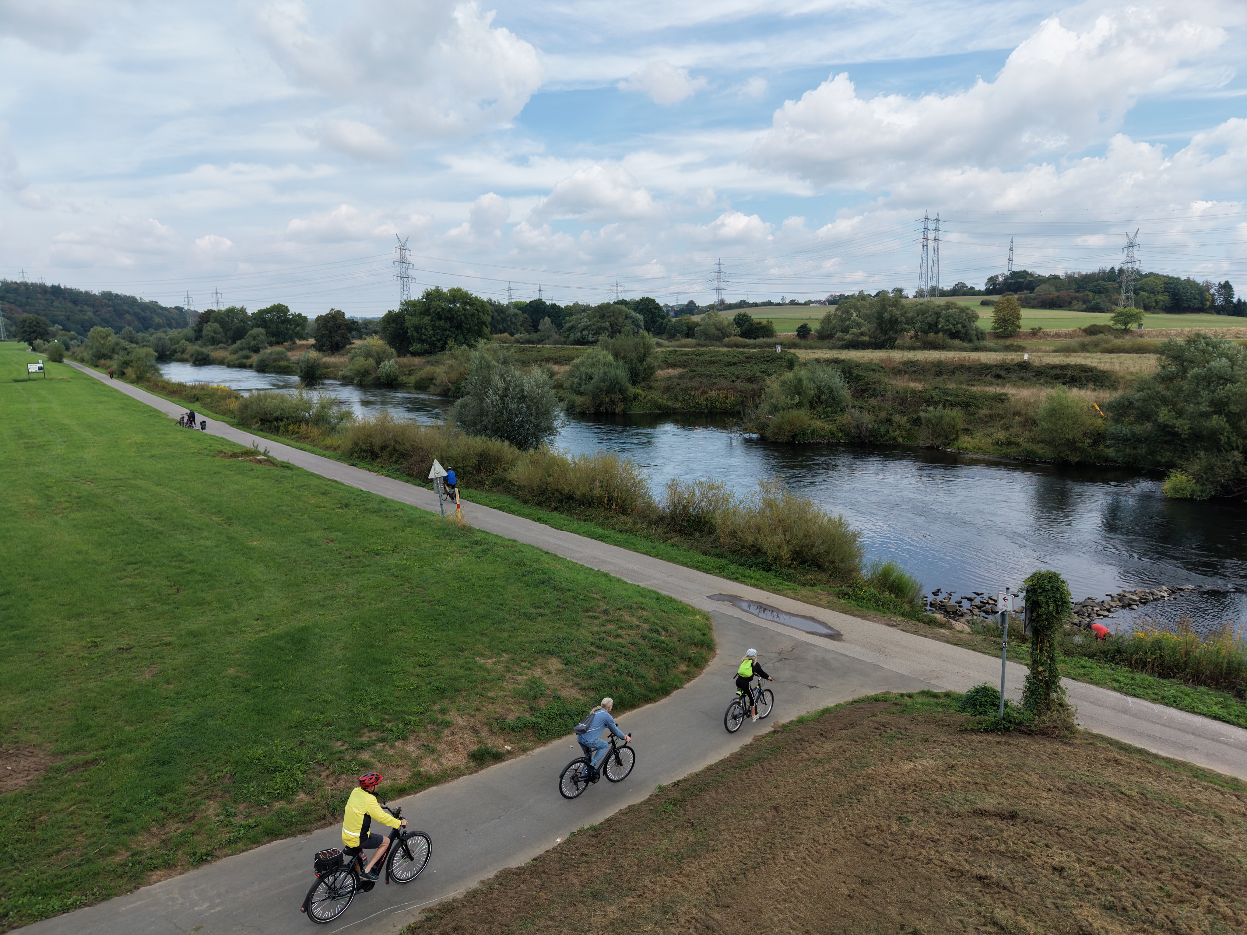 Der Abschnitt Isenberg des Ruhrtalradwegs nach Fertigstellung der Maßnahme Der Abschnitt Isenberg des Ruhrtalradwegs nach Fertigstellung der Maßnahme