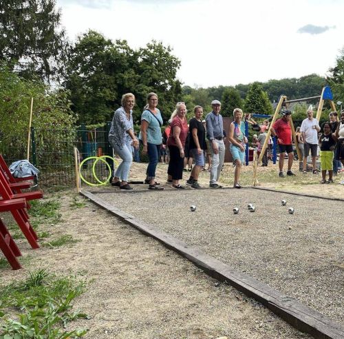 Die Bouelbahn wird eingeweiht.
