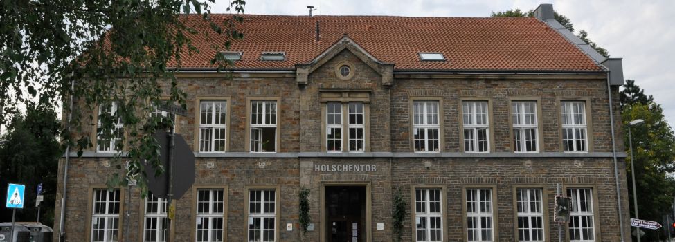 Foto von der Fassade des Holschentors, Zentrum für bürgerschaftliches Engagement in Hattingen